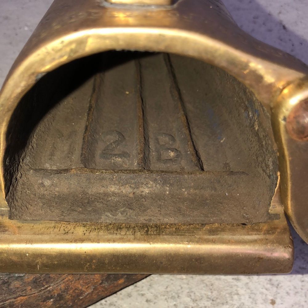 Antique Victorian Slug iron - Picture 8 of 11